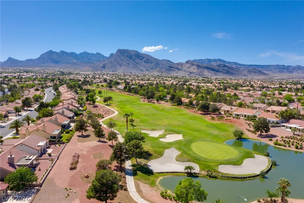 10904 Mission Lakes, Las Vegas, NV 89134