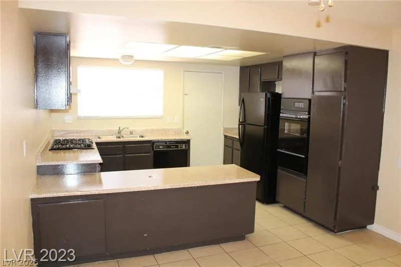 2894 Karen, Las Vegas, NV 89121