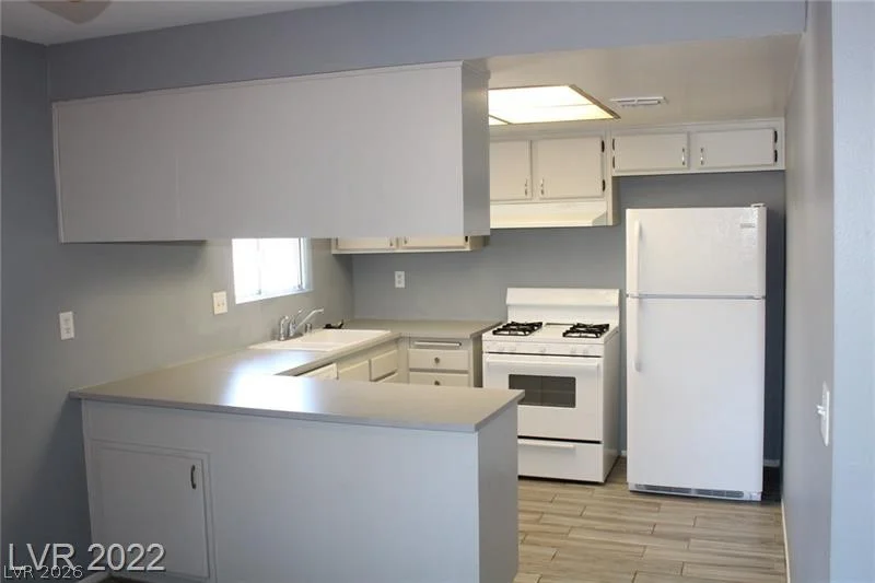 2894 Karen, Las Vegas, NV 89121