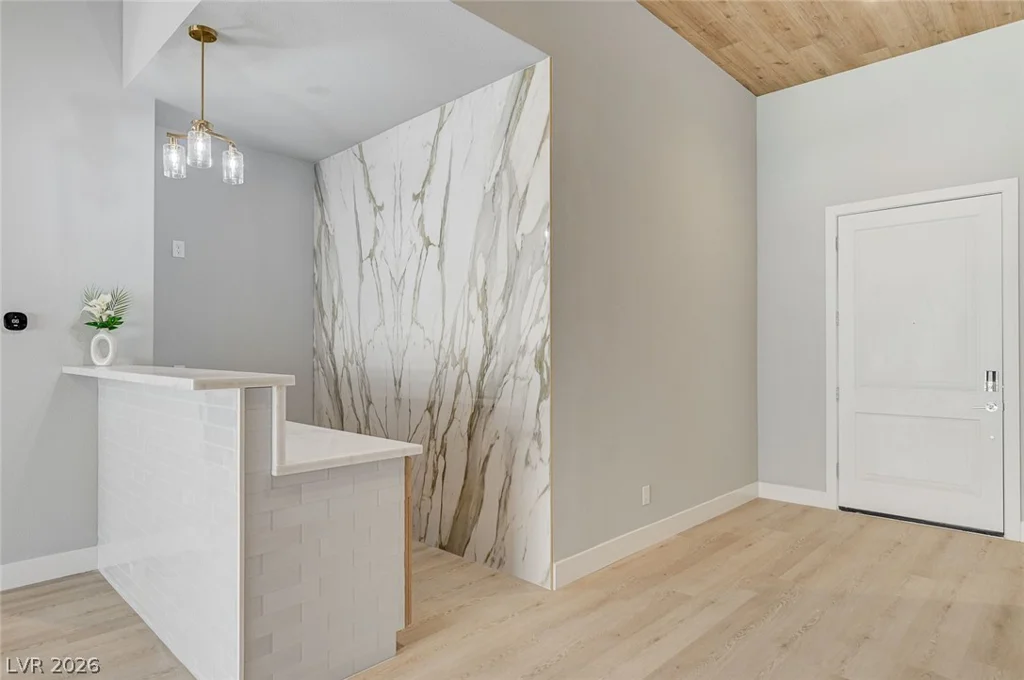 131 Robledo, Las Vegas, NV 89138