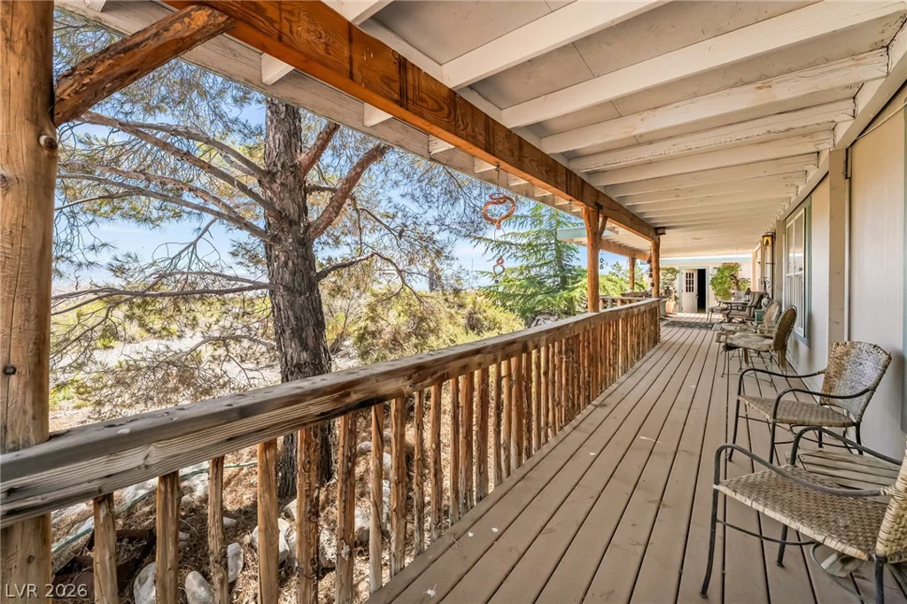 8225 Barr, Las Vegas, NV 89166
