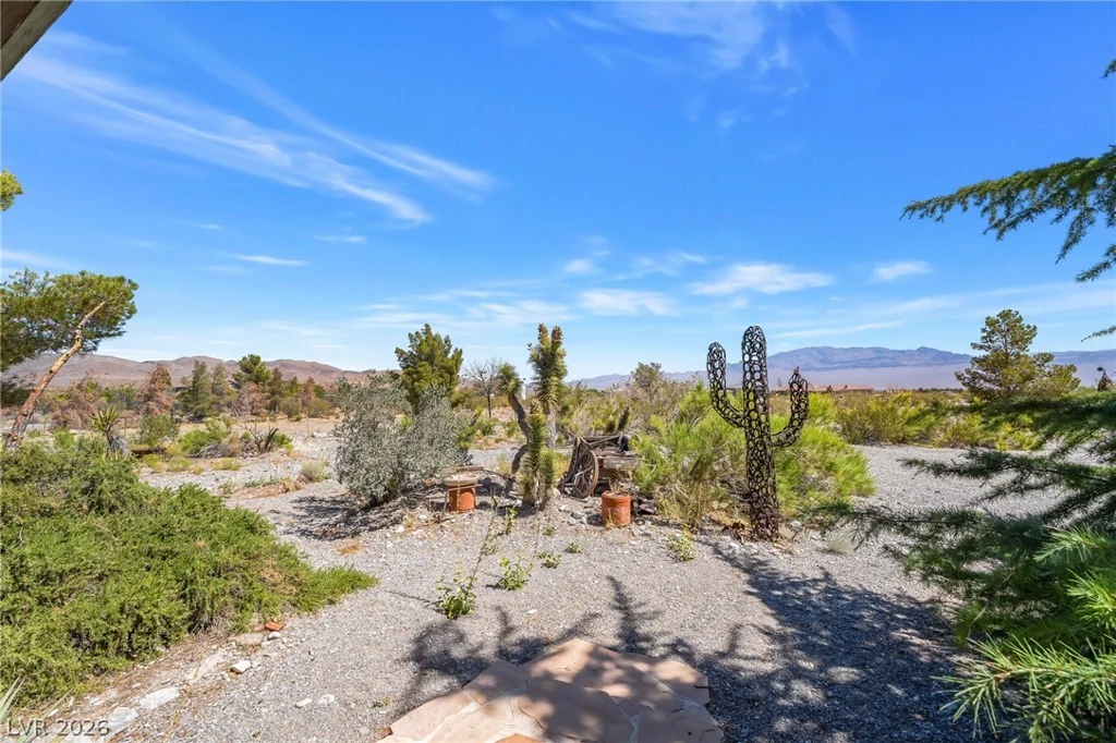 8225 Barr, Las Vegas, NV 89166