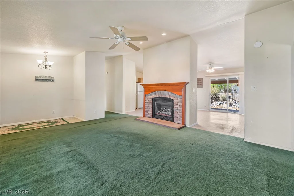 8225 Barr, Las Vegas, NV 89166