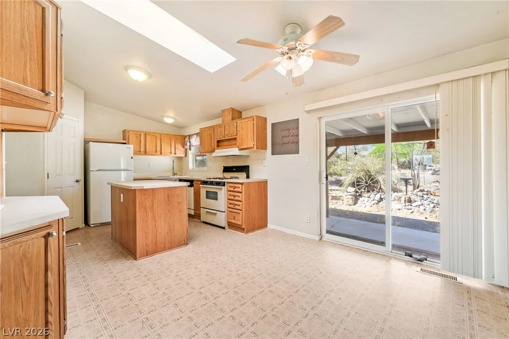 8225 Barr, Las Vegas, NV 89166