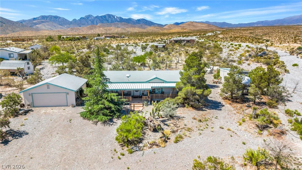 8225 Barr, Las Vegas, NV 89166