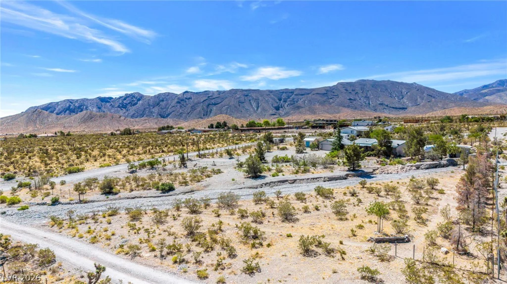 8225 Barr, Las Vegas, NV 89166