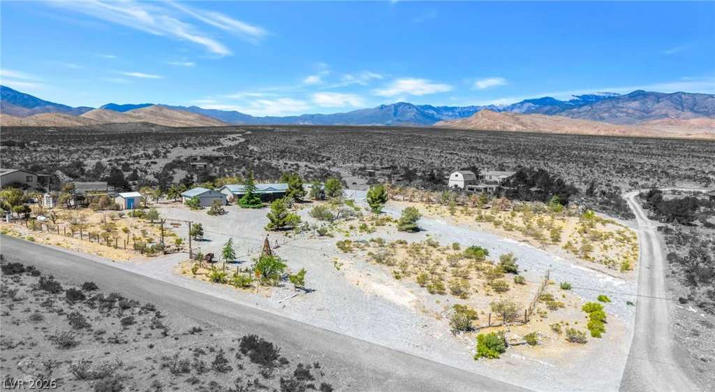 8225 Barr, Las Vegas, NV 89166
