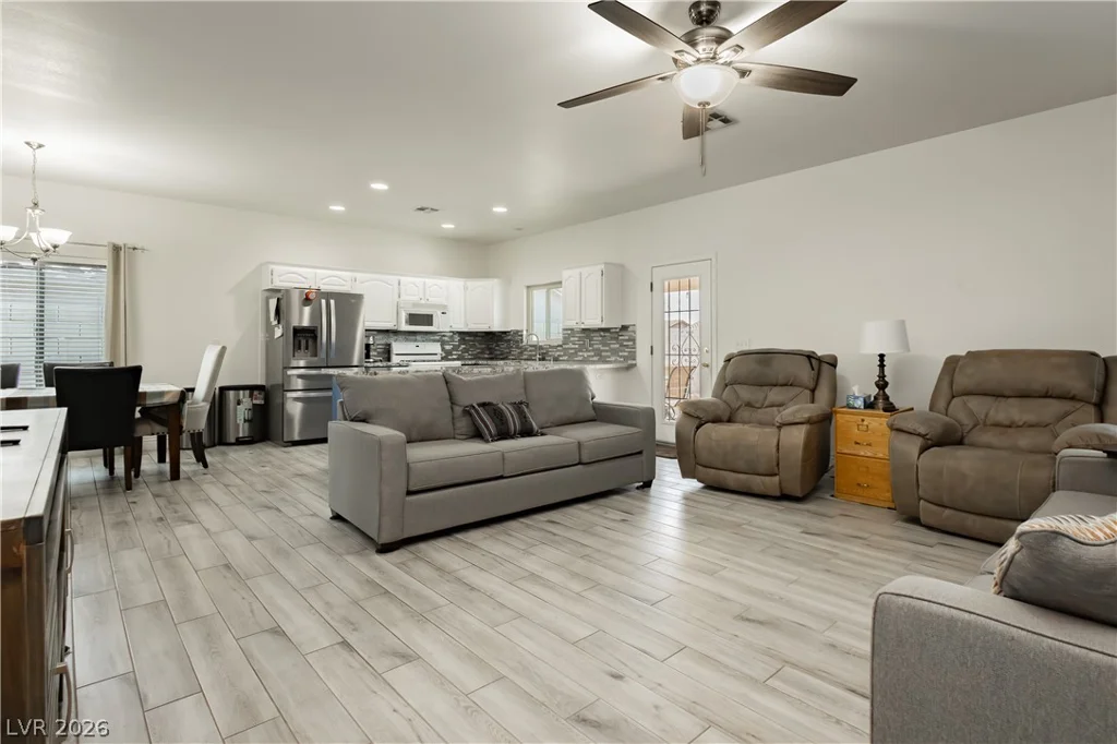 233 Albany, Henderson, NV 89015