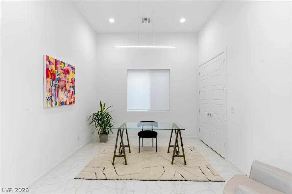 10752 Patina Hills, Las Vegas, NV 89135