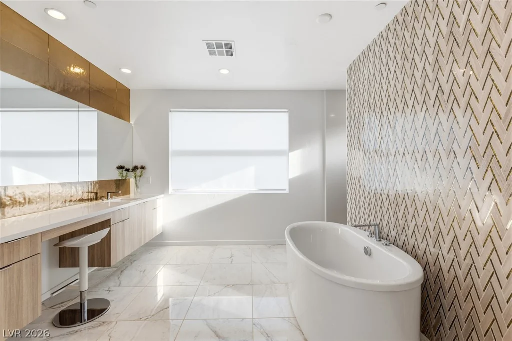 10752 Patina Hills, Las Vegas, NV 89135