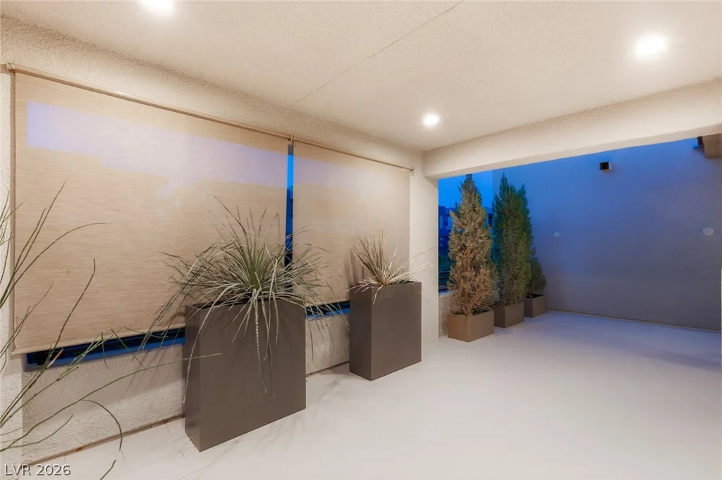 10752 Patina Hills, Las Vegas, NV 89135