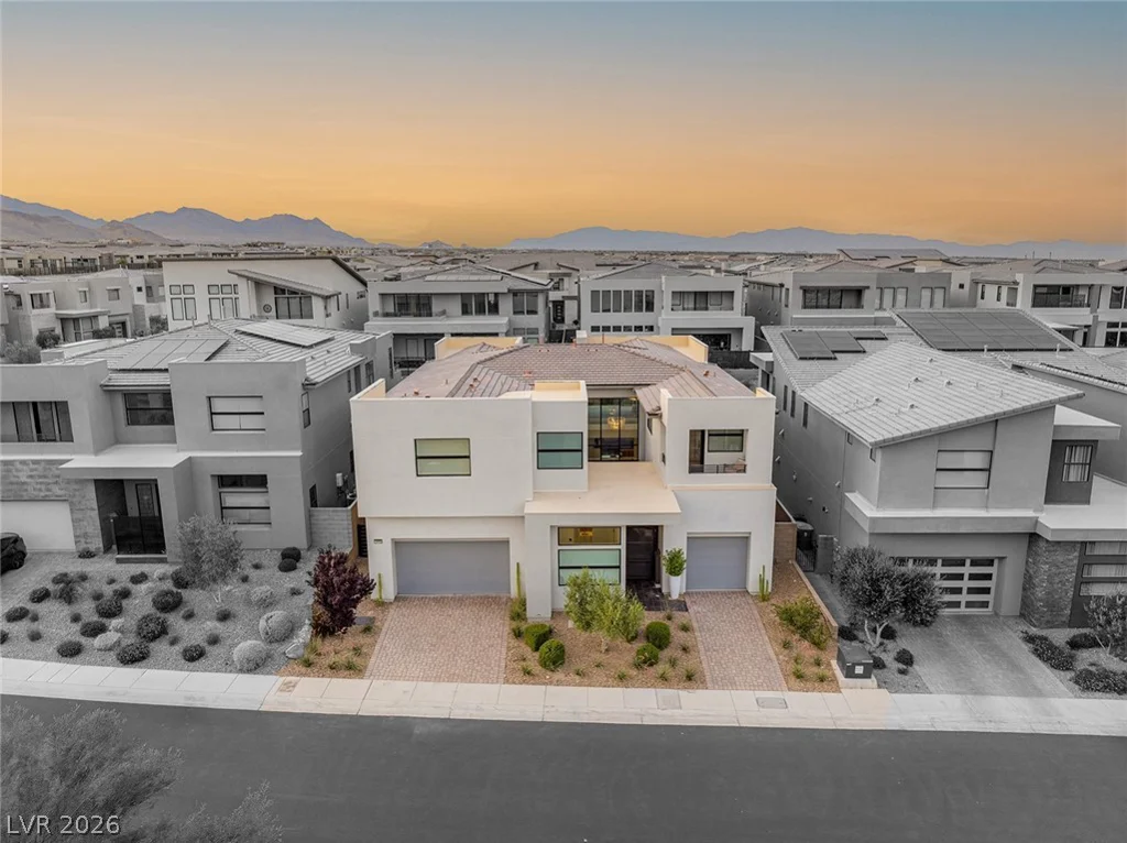 10752 Patina Hills, Las Vegas, NV 89135