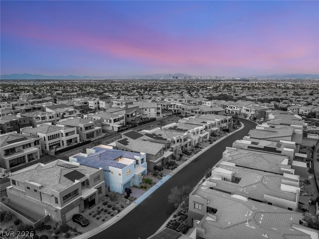 10752 Patina Hills, Las Vegas, NV 89135
