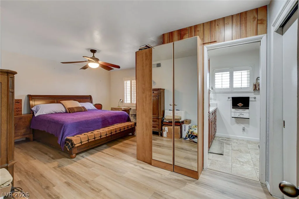 554 Canosa, Las Vegas, NV 89104