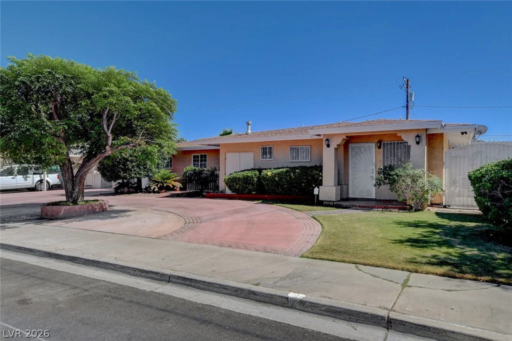 554 Canosa, Las Vegas, NV 89104