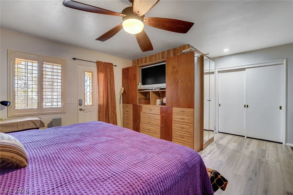 554 Canosa, Las Vegas, NV 89104