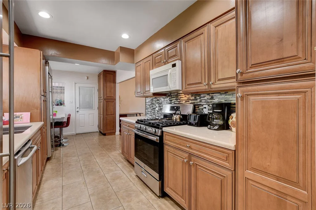 554 Canosa, Las Vegas, NV 89104
