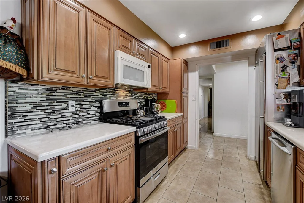 554 Canosa, Las Vegas, NV 89104