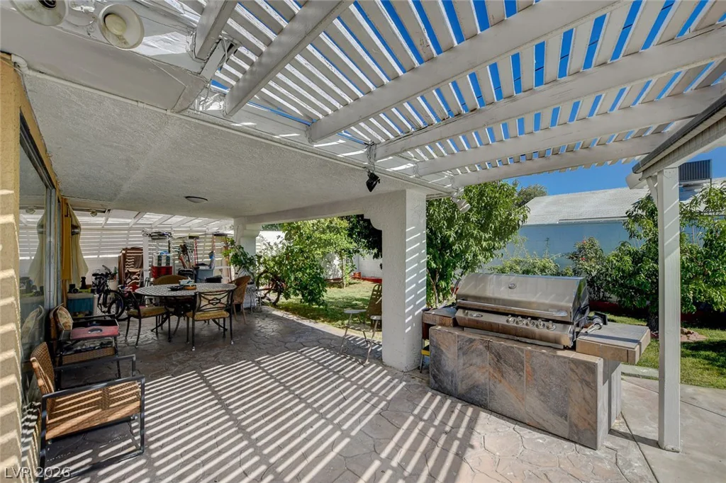 554 Canosa, Las Vegas, NV 89104