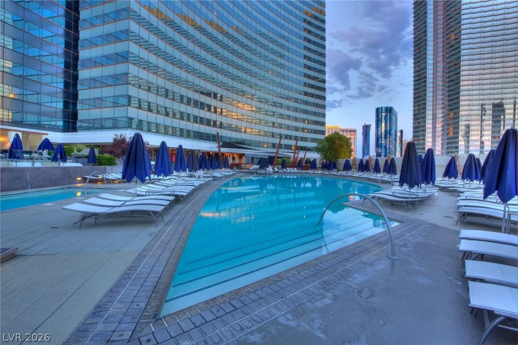 2600 Harmon, Las Vegas, NV 89158