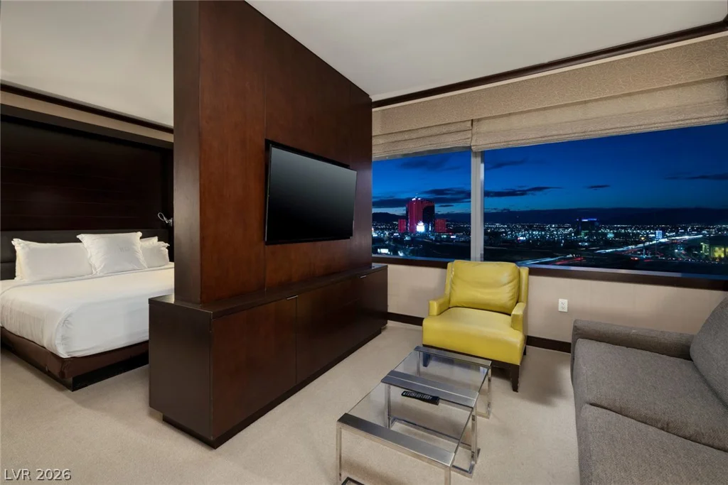 2600 Harmon, Las Vegas, NV 89158
