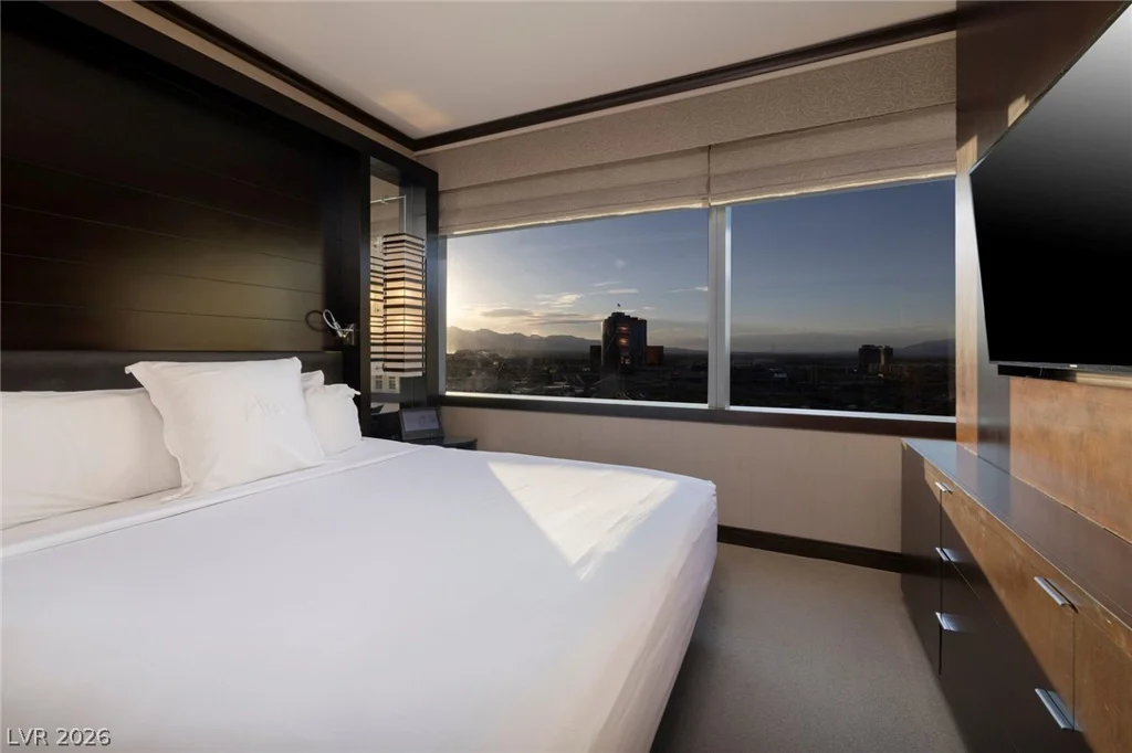 2600 Harmon, Las Vegas, NV 89158