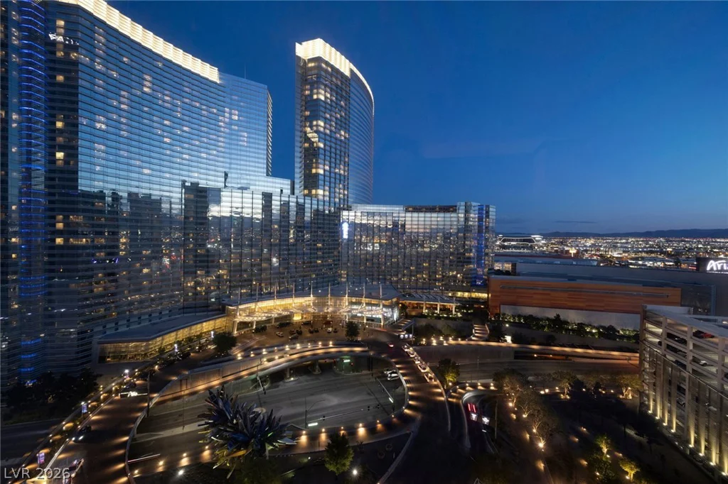 2600 Harmon, Las Vegas, NV 89158