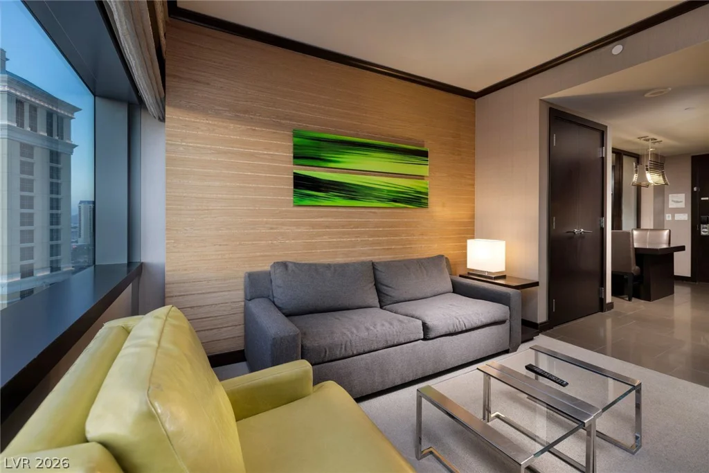 2600 Harmon, Las Vegas, NV 89158