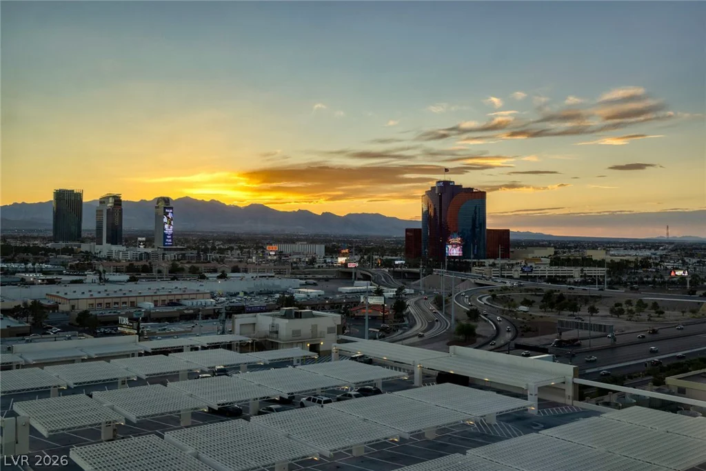 2600 Harmon, Las Vegas, NV 89158