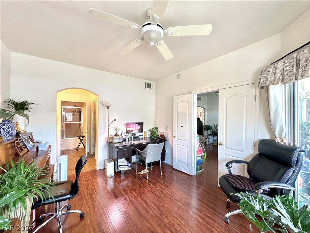 7400 Flamingo, Las Vegas, NV 89147