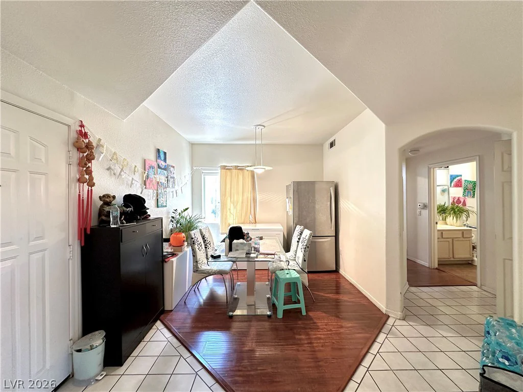 7400 Flamingo, Las Vegas, NV 89147