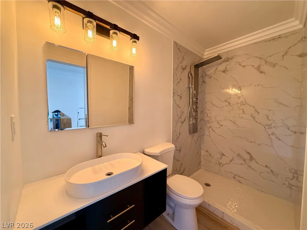 228 16th, Las Vegas, NV 89101