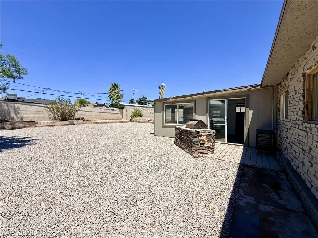 228 16th, Las Vegas, NV 89101