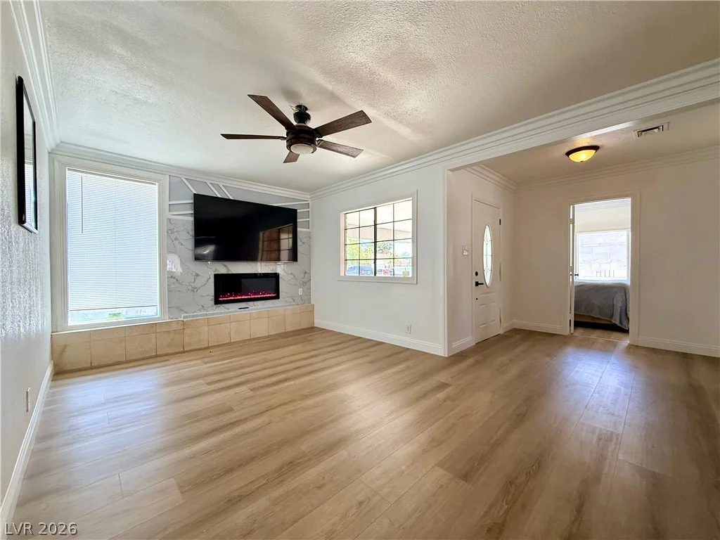 228 16th, Las Vegas, NV 89101