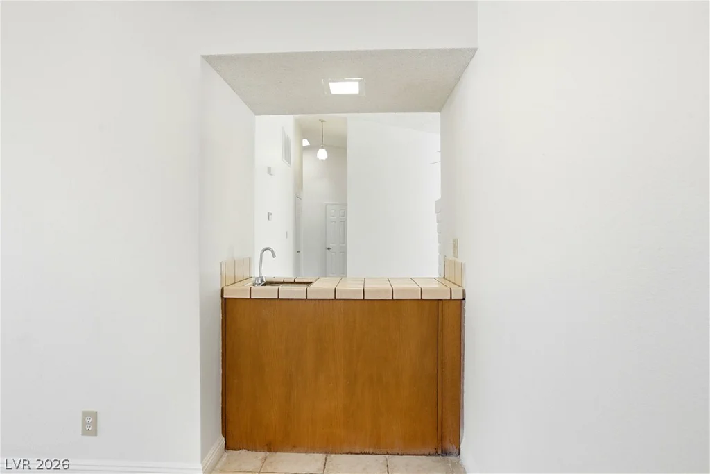 8908 Pesaro, Las Vegas, NV 89117