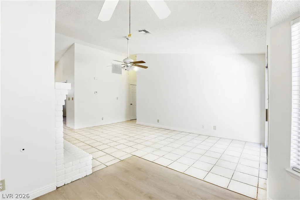 8908 Pesaro, Las Vegas, NV 89117
