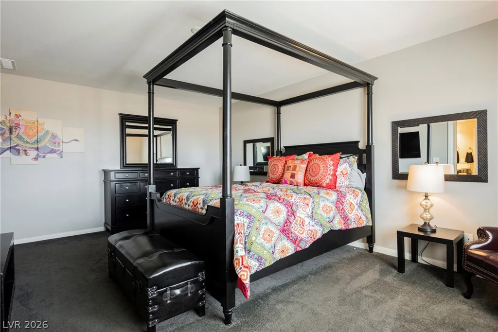 8034 Ponderosa Hill, Las Vegas, NV 89113