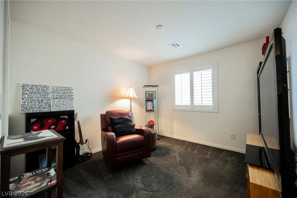 8034 Ponderosa Hill, Las Vegas, NV 89113