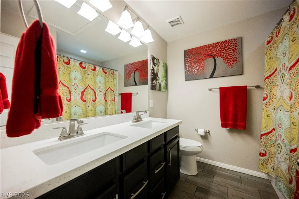 8034 Ponderosa Hill, Las Vegas, NV 89113