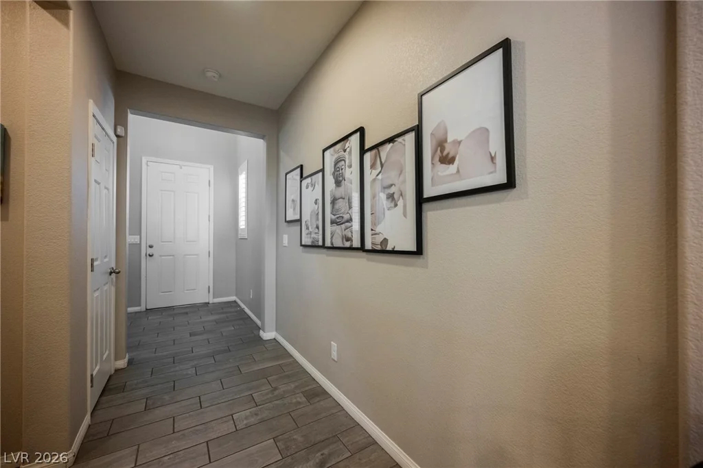 8034 Ponderosa Hill, Las Vegas, NV 89113