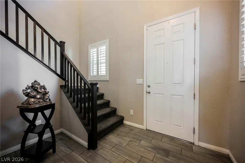 8034 Ponderosa Hill, Las Vegas, NV 89113