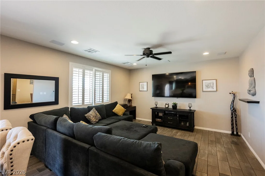 8034 Ponderosa Hill, Las Vegas, NV 89113