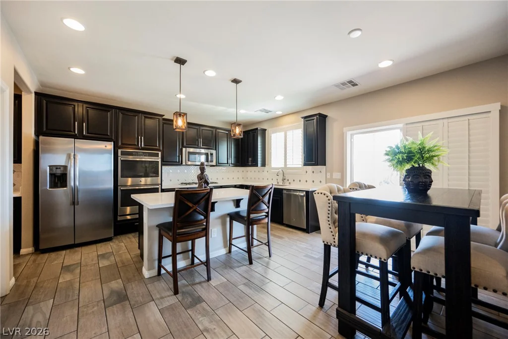 8034 Ponderosa Hill, Las Vegas, NV 89113