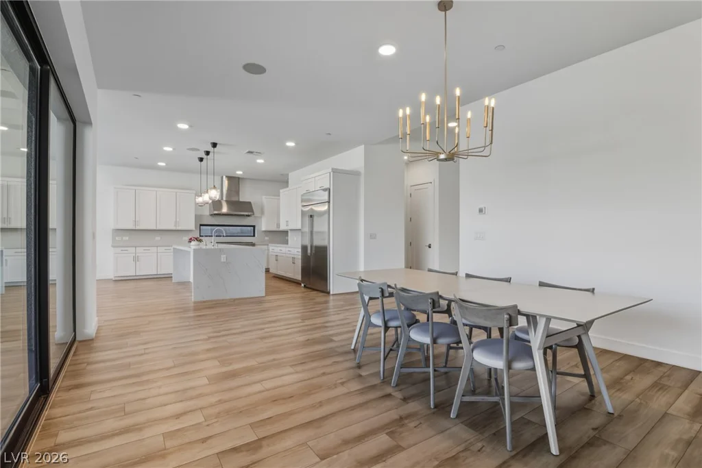 477 Highview Ridge, Las Vegas, NV 89138
