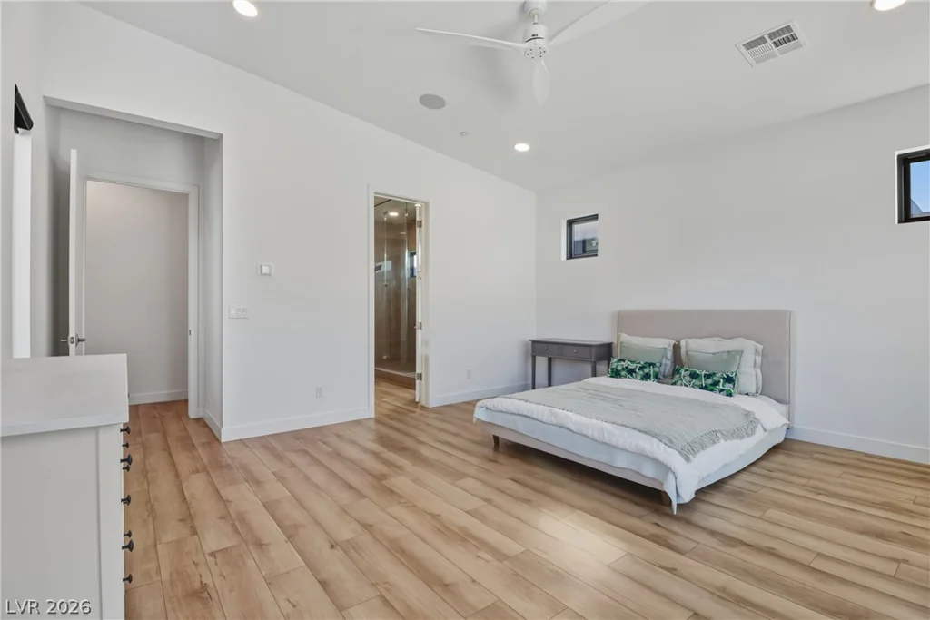477 Highview Ridge, Las Vegas, NV 89138