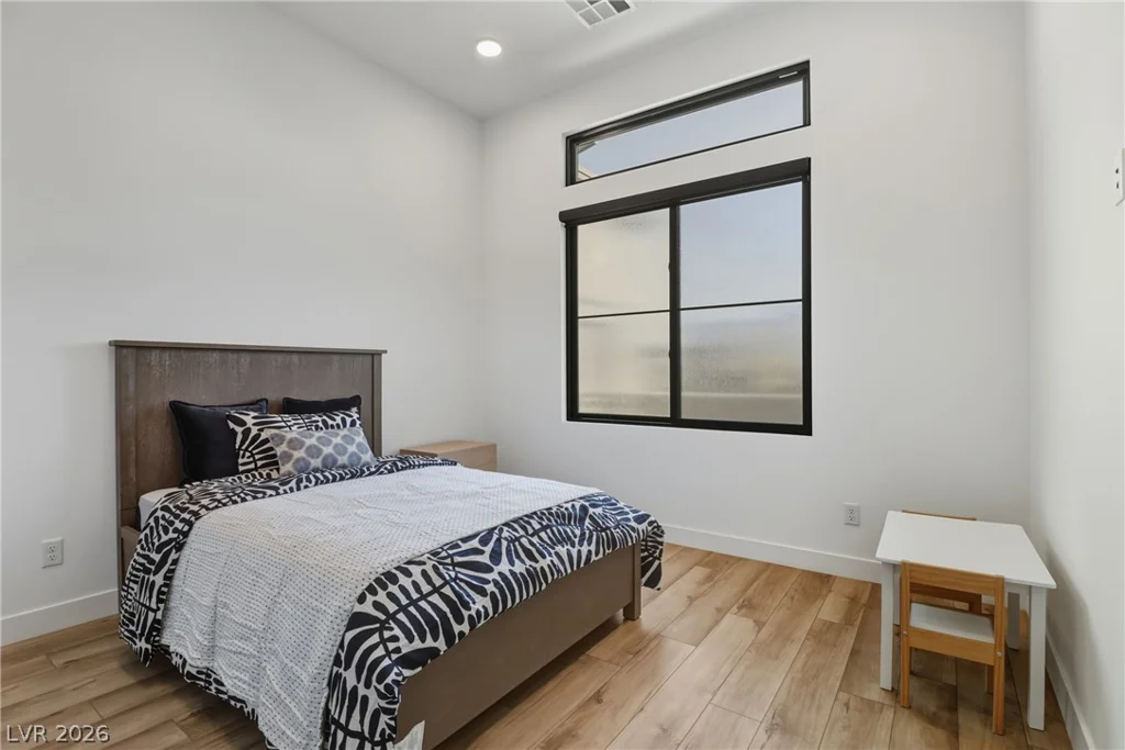 477 Highview Ridge, Las Vegas, NV 89138