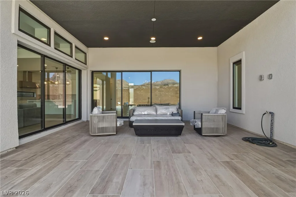 477 Highview Ridge, Las Vegas, NV 89138