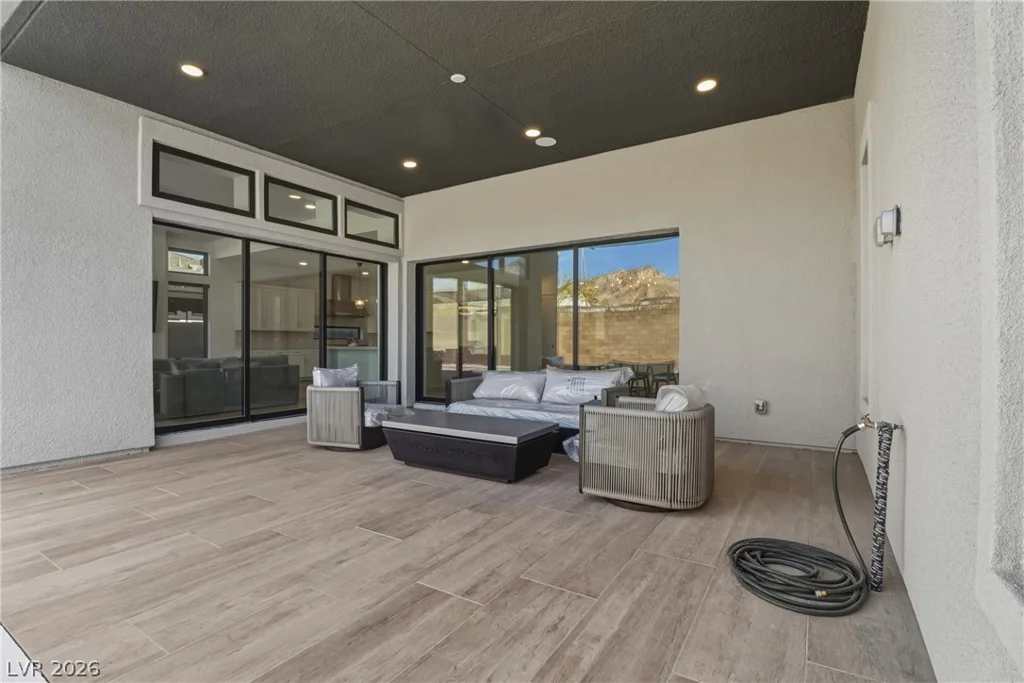 477 Highview Ridge, Las Vegas, NV 89138