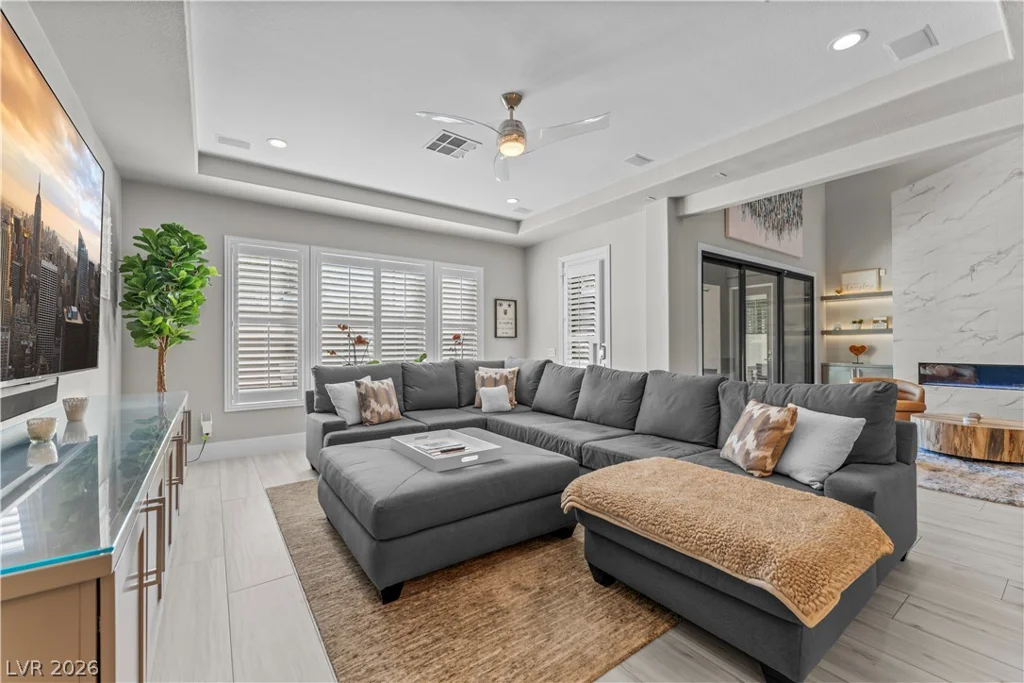 9705 Plateau Heights, Las Vegas, NV 89144