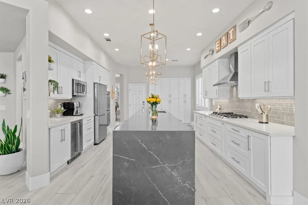9705 Plateau Heights, Las Vegas, NV 89144